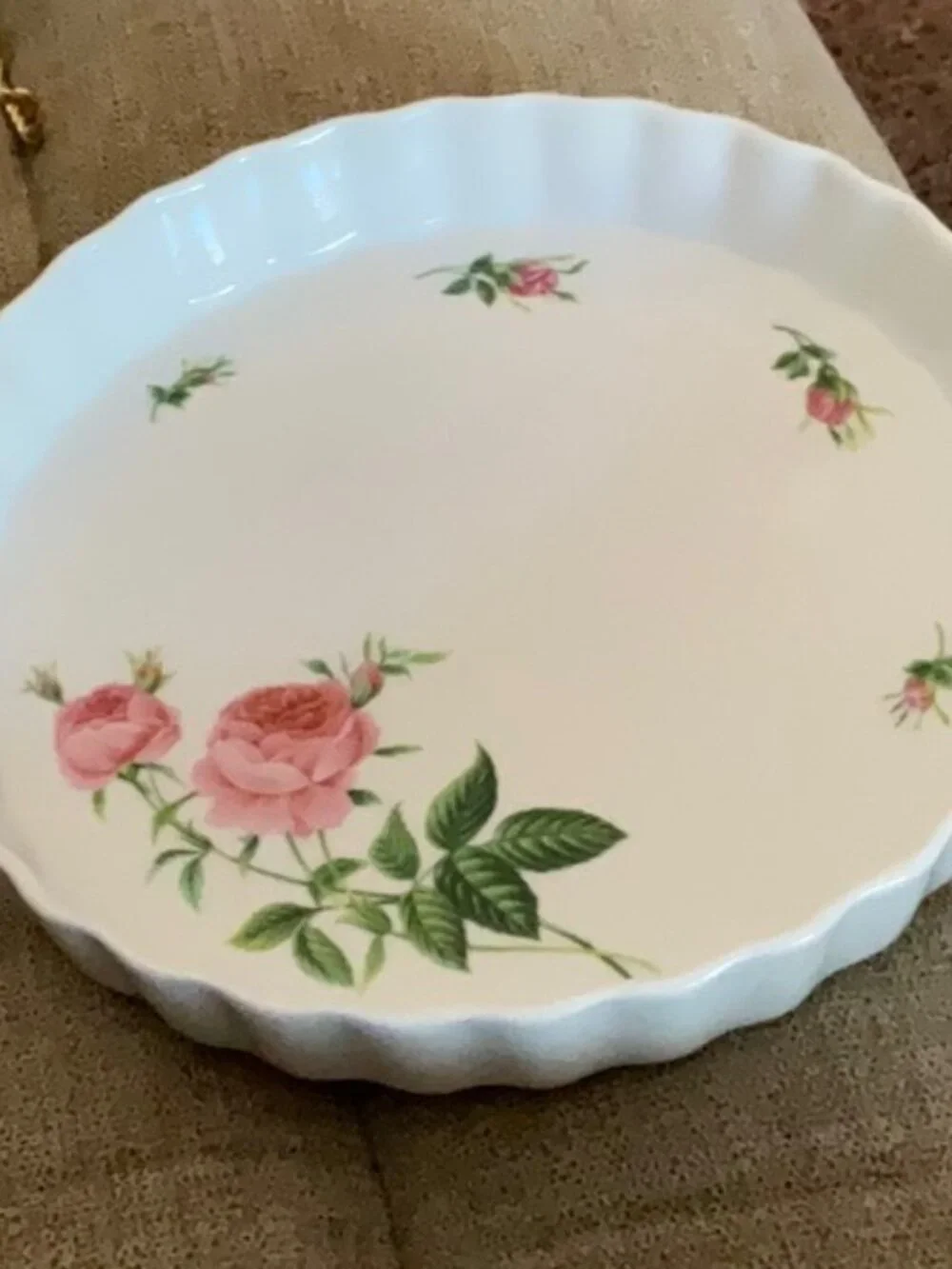 CHRISTINE HOLM Porcelain Fluted Quiche Tart Plate Baking Pan Dish Pink Rose 9.5